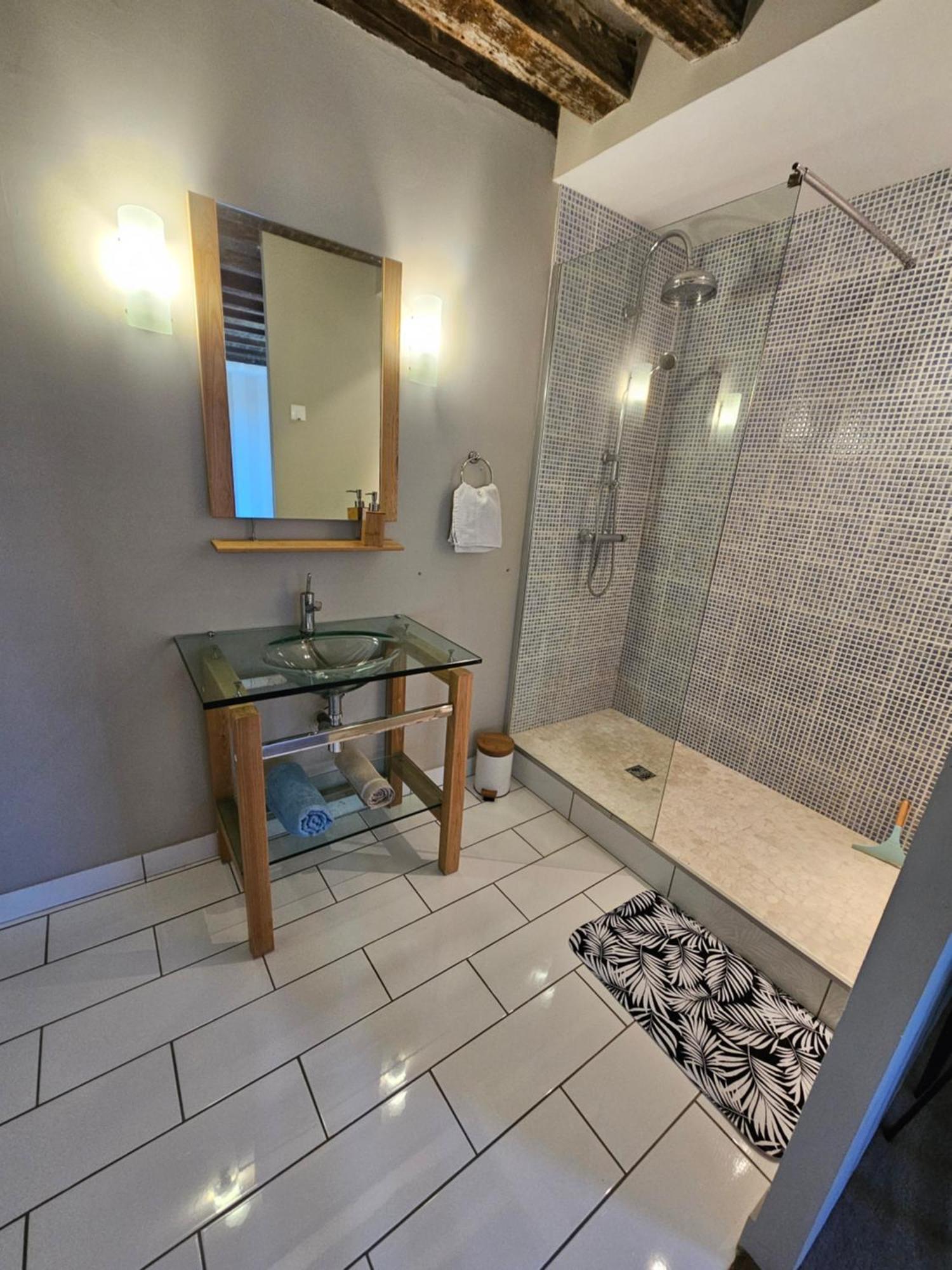 Готель Chambre Avec Salle De Bain Donzy Екстер'єр фото